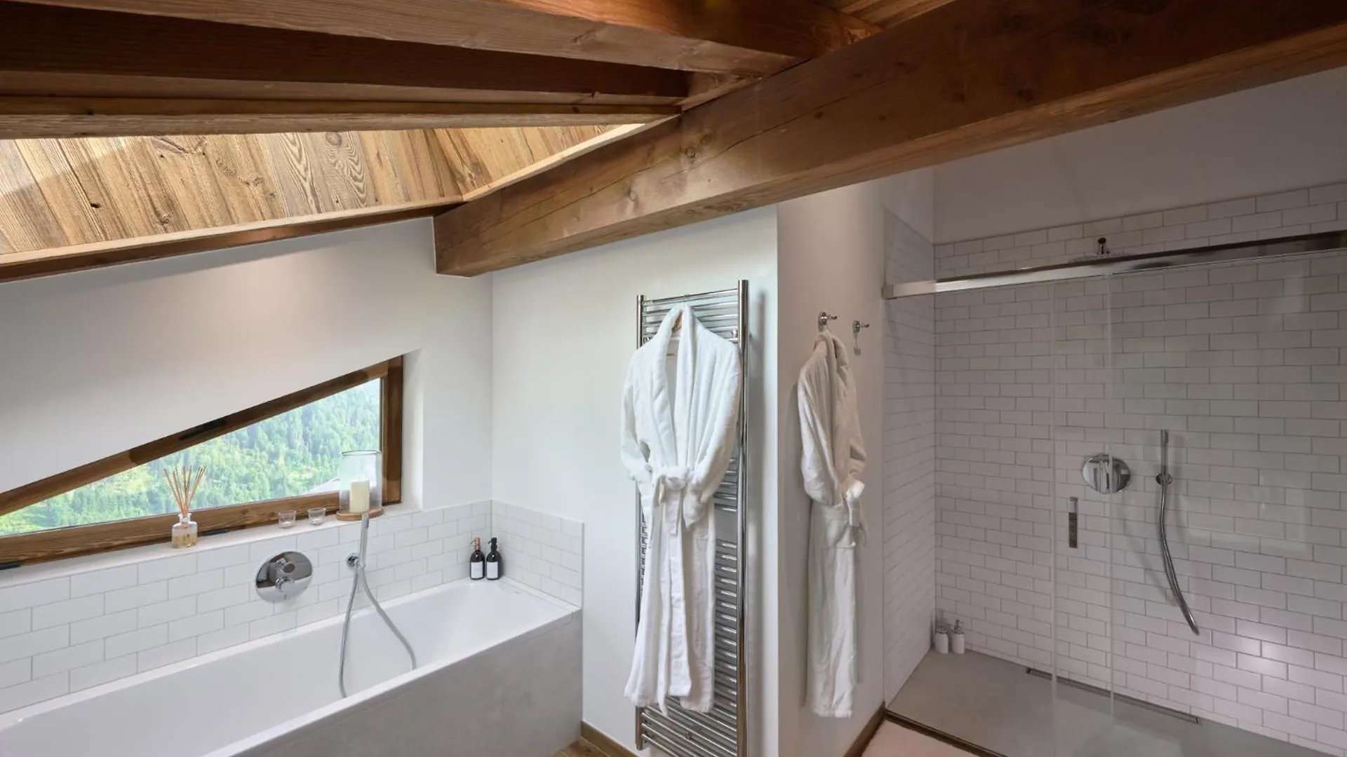 Dağ evi Ultimate Les Gets Luxury - Above The Clouds With Sauna, Pool Etc - Mansion Ensolielle For 15 Fransa