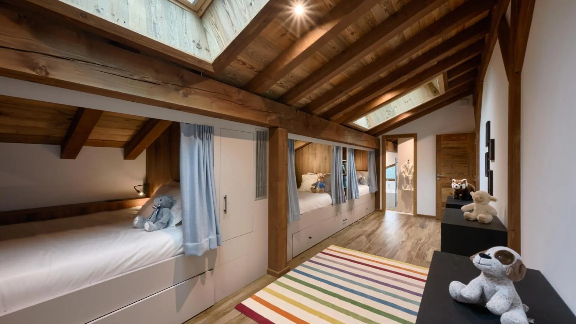 Ultimate Les Gets Luxury - Above The Clouds With Sauna, Pool Etc - Mansion Ensolielle For 15 Fransa