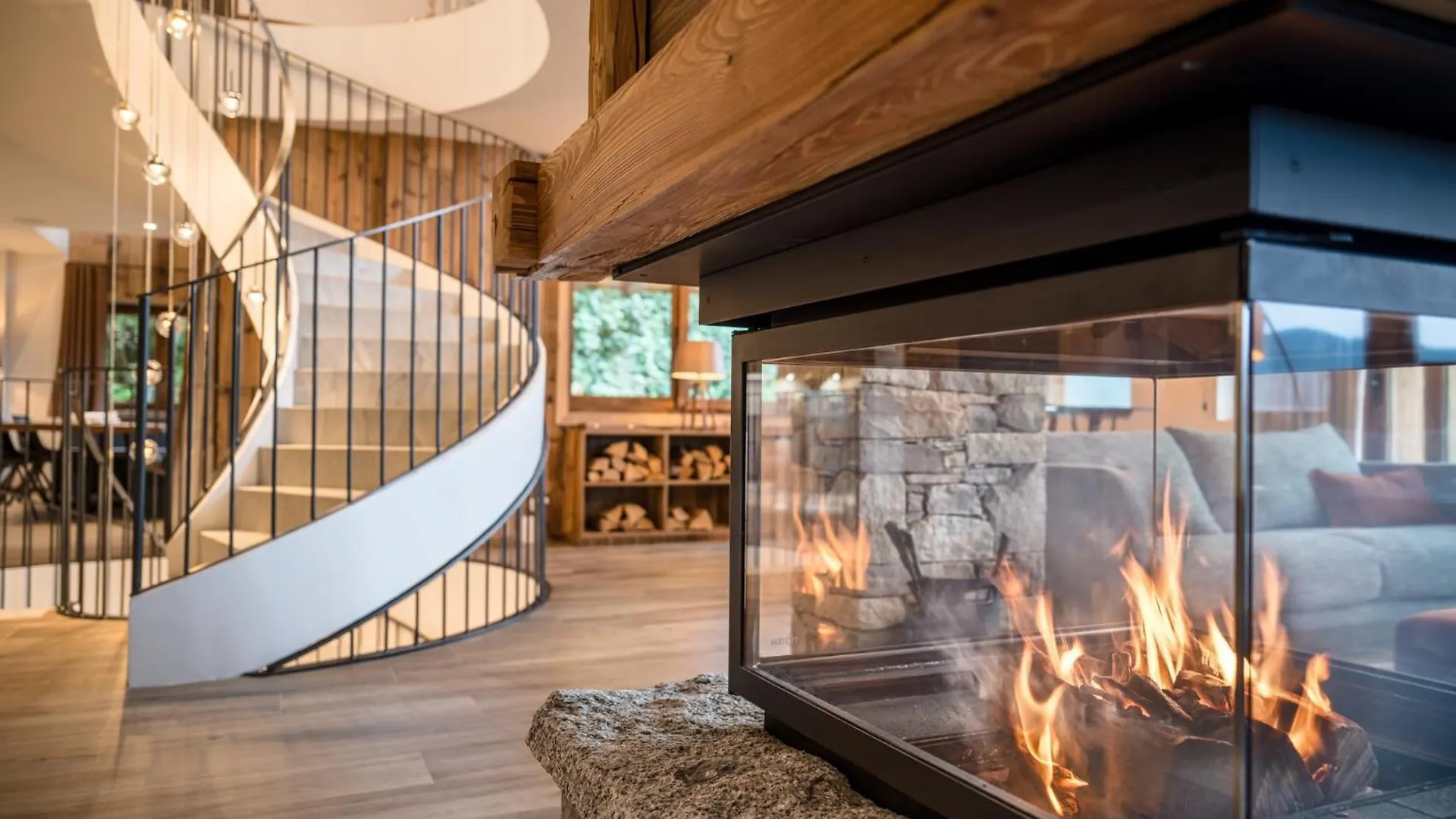 Ultimate Les Gets Luxury - Above The Clouds With Sauna, Pool Etc - Mansion Ensolielle For 15 0*,  Fransa